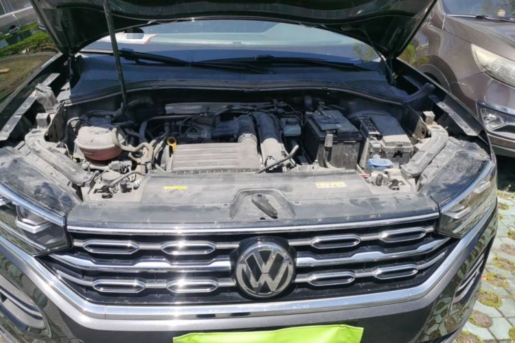 Used Volkswagen Tayron 2020 280TSI Two-Wheel Drive Luxury Connect Edition Engine Bay
