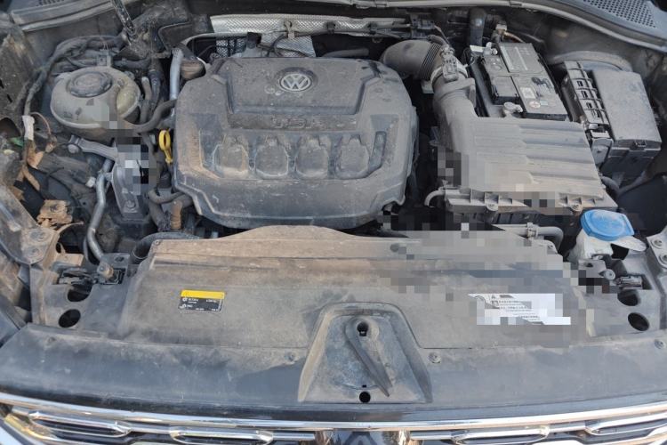 Used Volkswagen Tayron 2020 330TSI Two-Wheel Drive Luxury Smart Connectivity Version Engine Bay