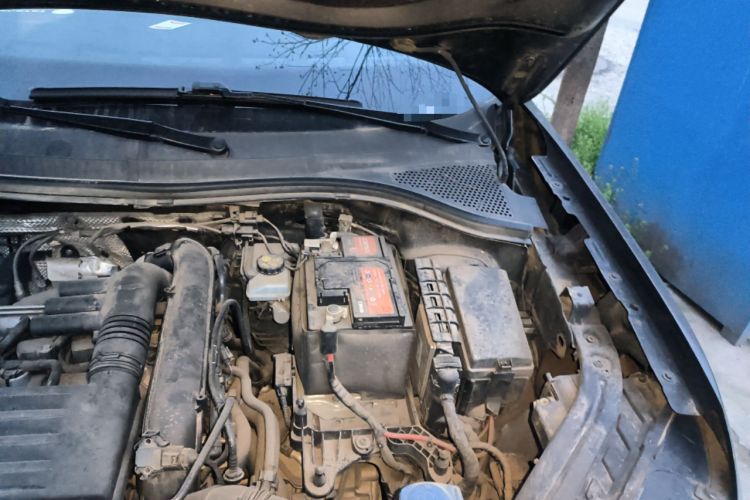 Used Volkswagen Tayron 2020 280TSI Two-Wheel Drive Luxury Connect Edition Engine Bay Left