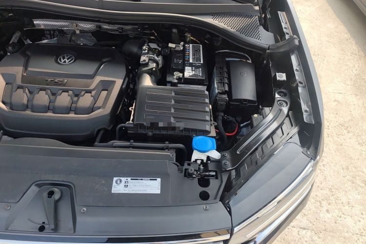 Used Volkswagen Tayron 2020 330TSI Two-Wheel Drive Luxury Smart Connectivity Version Engine Bay Left