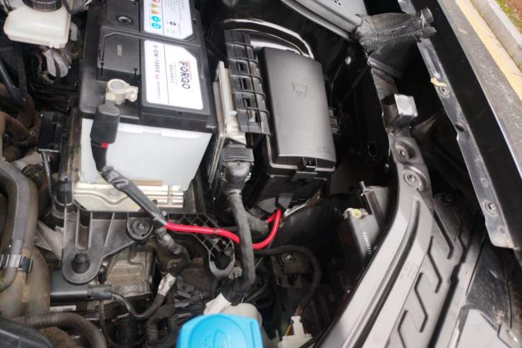 Used Volkswagen Tayron 2020 280TSI Two-Wheel Drive Luxury Connect Edition Engine Bay Left
