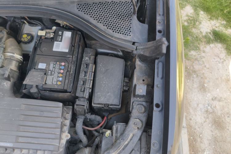 Used Volkswagen Tayron 2020 330TSI Two-Wheel Drive Luxury Smart Connectivity Version Engine Bay Left