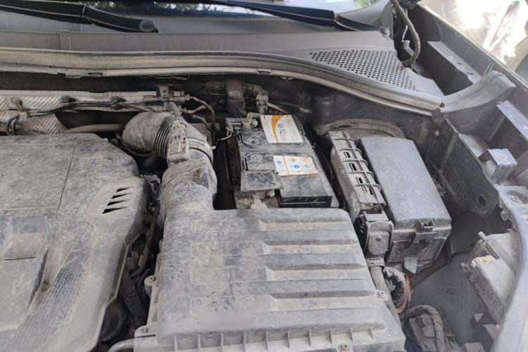Used Volkswagen Tayron 2020 330TSI Two-Wheel Drive Luxury Smart Connectivity Version Engine Bay Left
