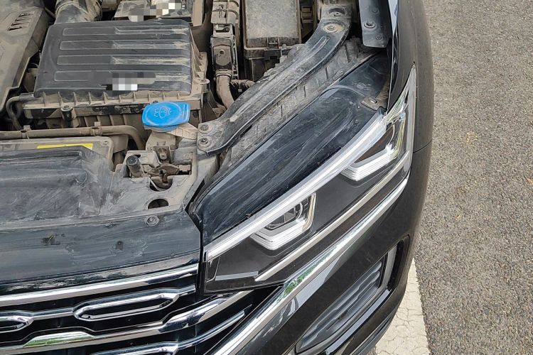 Used Volkswagen Tayron 2020 330TSI Two-Wheel Drive Luxury Connected Pro Edition Engine Bay Left