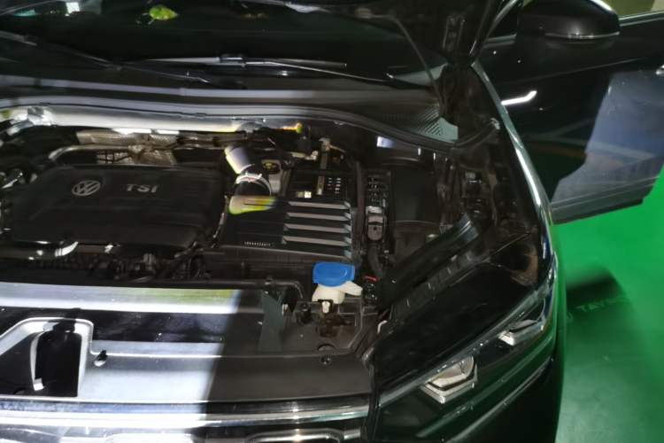 Used Volkswagen Tayron 2020 380TSI All-Wheel Drive R-Line Connected Version Engine Bay Left
