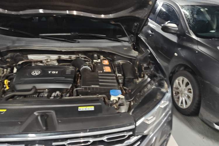 Used Volkswagen Tayron 2020 380TSI All-Wheel Drive R-Line Connected Version Engine Bay Left
