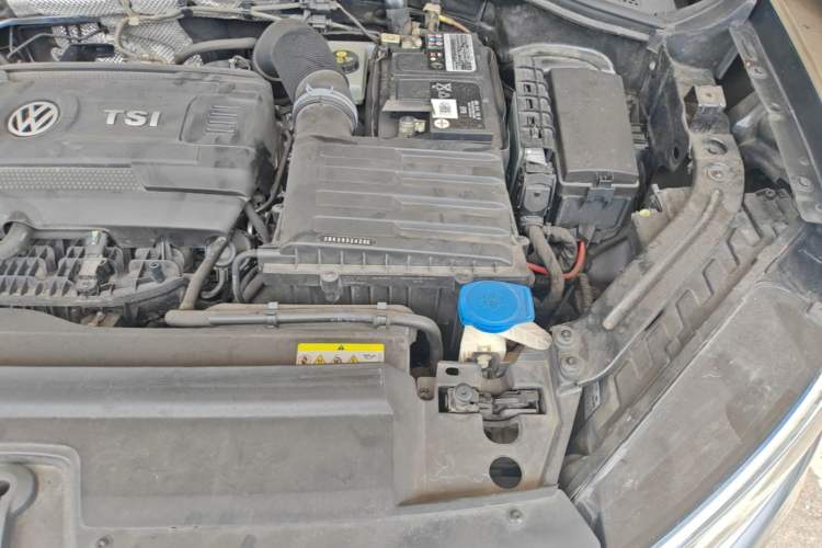 Used Volkswagen Tayron 2020 380TSI All-Wheel Drive R-Line Connected Version Engine Bay Left