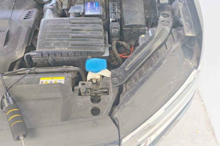 Used Volkswagen Tayron 2020 330TSI Two-Wheel Drive Luxury Smart Connectivity Version Engine Bay Left