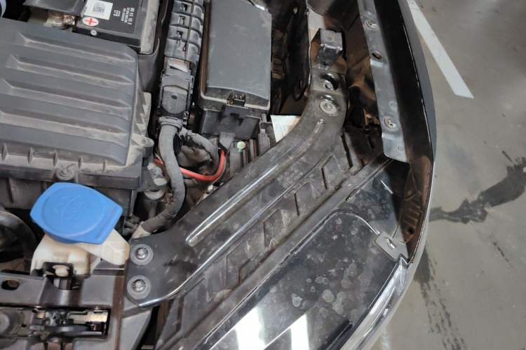 Used Volkswagen Tayron 2020 380TSI Four-Wheel Drive Luxury Connect Pro Edition Engine Bay Left