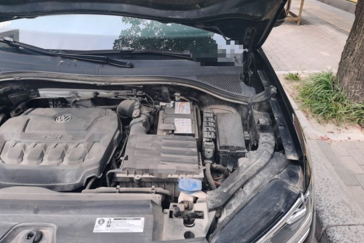 Used Volkswagen Tayron 2020 330TSI Two-Wheel Drive Luxury Smart Connectivity Version Engine Bay Left