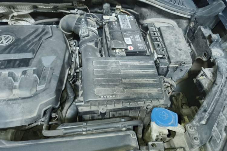 Used Volkswagen Tayron 2020 330TSI Two-Wheel Drive Luxury Smart Connectivity Version Engine Bay Left