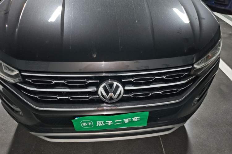 Used Volkswagen Tayron 2020 330TSI Two-Wheel Drive Luxury Connected Pro Edition Engine Bay