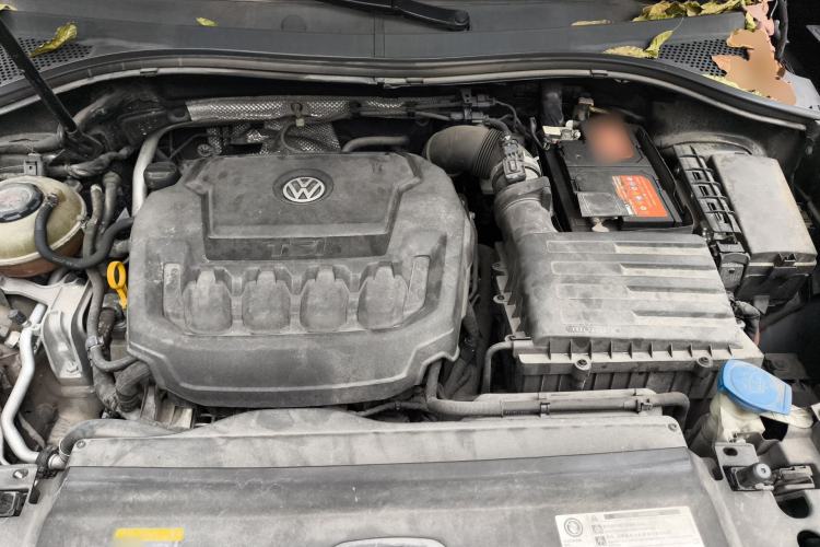 Used Volkswagen Tayron 2020 330TSI Two-Wheel Drive Luxury Smart Connectivity Version Engine Bay