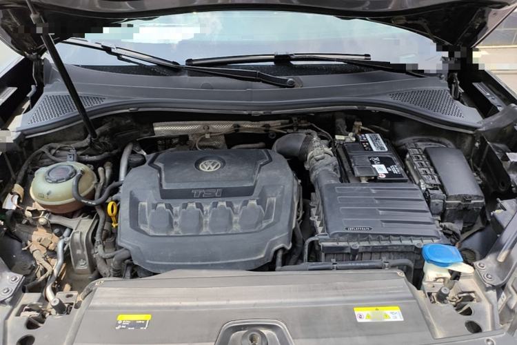Used Volkswagen Tayron 2020 330TSI Two-Wheel Drive Luxury Smart Connectivity Version Engine Bay