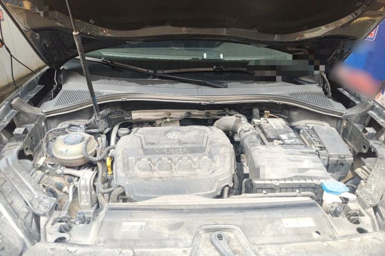 Used Volkswagen Tayron 2020 330TSI Two-Wheel Drive Luxury Connected Pro Edition Engine Bay