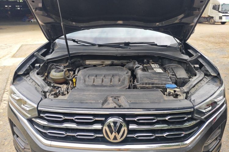 Used Volkswagen Tayron 2020 330TSI Two-Wheel Drive Luxury Smart Connectivity Version Engine Bay