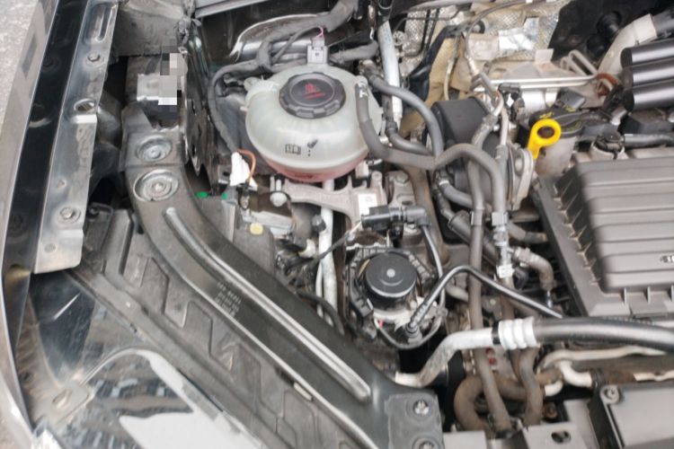 Used Volkswagen Tayron 2020 280TSI Two-Wheel Drive Luxury Connect Edition Engine Bay Right
