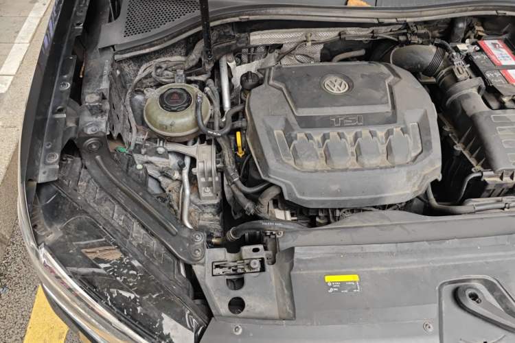 Used Volkswagen Tayron 2020 330TSI Two-Wheel Drive Luxury Smart Connectivity Version Engine Bay Right