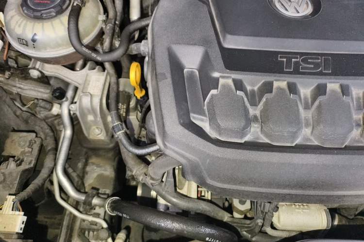 Used Volkswagen Tayron 2020 330TSI Two-Wheel Drive Luxury Smart Connectivity Version Engine Bay Right