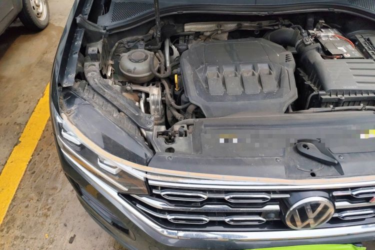 Used Volkswagen Tayron 2020 330TSI Two-Wheel Drive Luxury Smart Connectivity Version Engine Bay Right