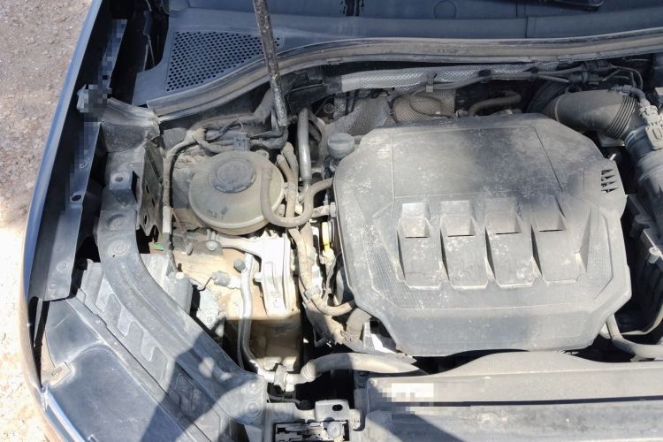 Used Volkswagen Tayron 2020 330TSI Two-Wheel Drive Luxury Smart Connectivity Version Engine Bay Right