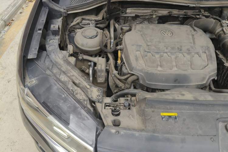 Used Volkswagen Tayron 2020 330TSI Two-Wheel Drive Luxury Smart Connectivity Version Engine Bay Right