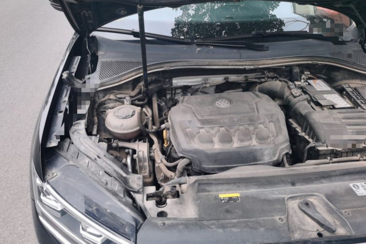 Used Volkswagen Tayron 2020 330TSI Two-Wheel Drive Luxury Smart Connectivity Version Engine Bay Right