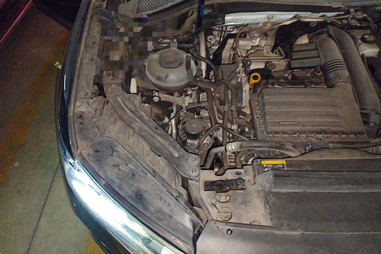 Used Volkswagen Tayron 2020 280TSI Two-Wheel Drive Luxury Connect Edition Engine Bay Right
