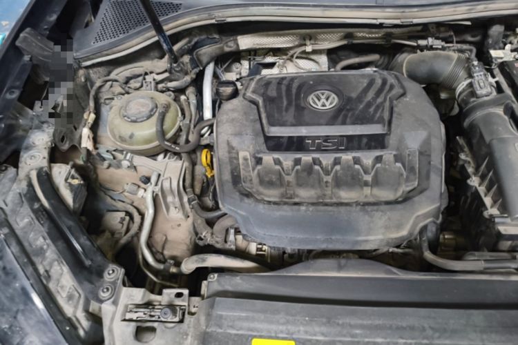 Used Volkswagen Tayron 2020 330TSI Two-Wheel Drive Luxury Smart Connectivity Version Engine Bay Right