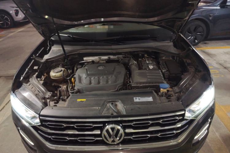 Used Volkswagen Tayron 2020 330TSI Two-Wheel Drive Luxury Smart Connectivity Version Engine Bay