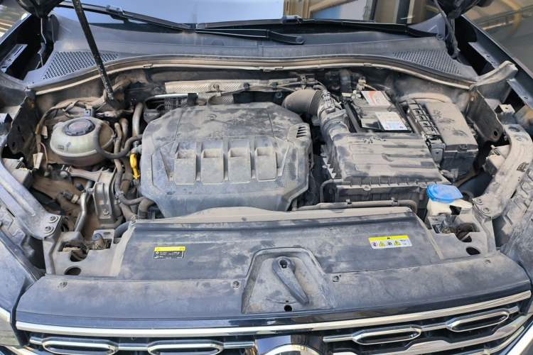 Used Volkswagen Tayron 2020 330TSI Two-Wheel Drive Luxury Smart Connectivity Version Engine Bay