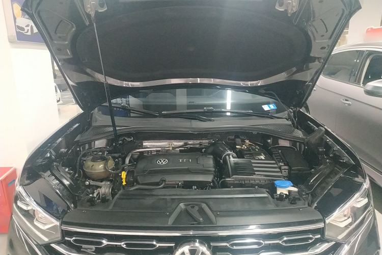 Used Volkswagen Tayron 2020 380TSI All-Wheel Drive R-Line Connected Version Engine Bay