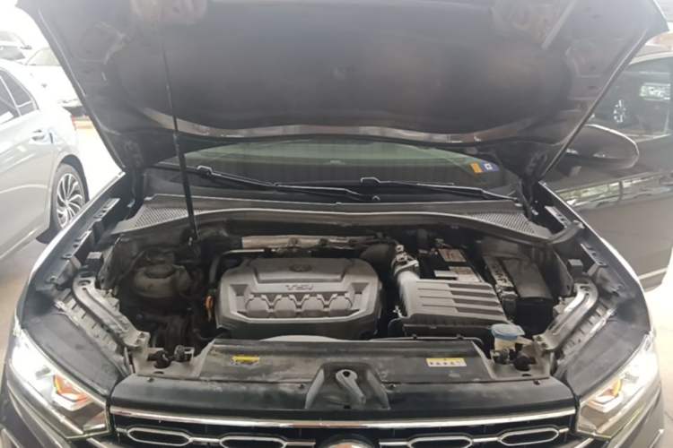 Used Volkswagen Tayron 2020 330TSI Two-Wheel Drive Luxury Smart Connectivity Version Engine Bay