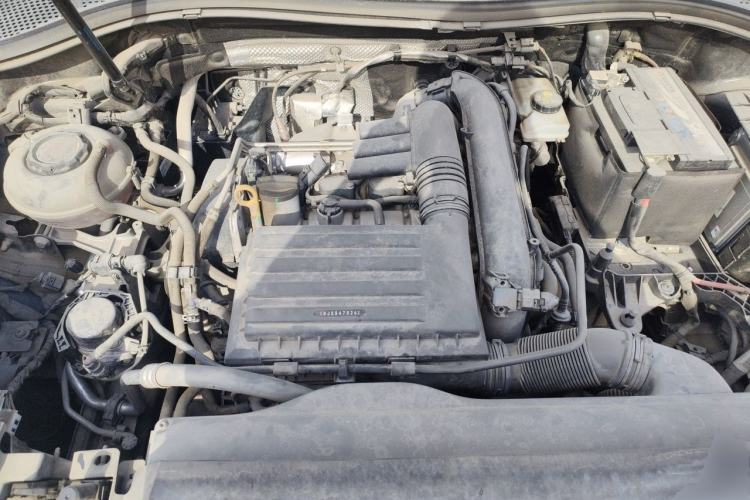 Used Volkswagen Tayron 2020 280TSI Two-Wheel Drive Luxury Connect Edition Engine Bay