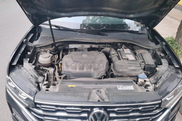 Used Volkswagen Tayron 2020 330TSI Two-Wheel Drive Luxury Smart Connectivity Version Engine Bay