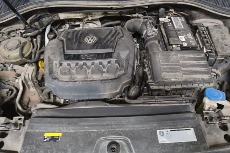 Used Volkswagen Tayron 2020 330TSI Two-Wheel Drive Luxury Smart Connectivity Version Engine Bay