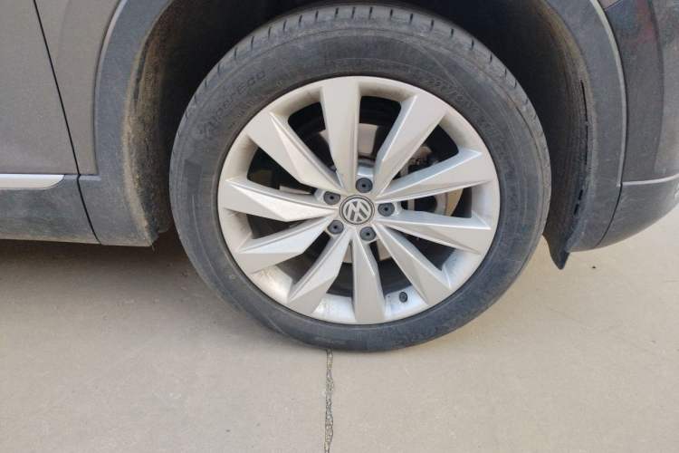 Used Volkswagen Tayron 2020 330TSI Two-Wheel Drive Luxury Connected Pro Edition Exterior 1