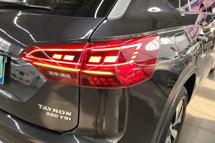 Used Volkswagen Tayron 2020 280TSI Two-Wheel Drive Luxury Connect Edition Exterior 3