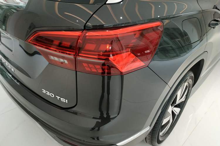 Used Volkswagen Tayron 2020 280TSI Two-Wheel Drive Luxury Connect Edition Exterior 3