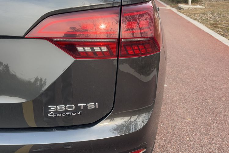 Used Volkswagen Tayron 2020 380TSI All-Wheel Drive R-Line Connected Version Exterior 4