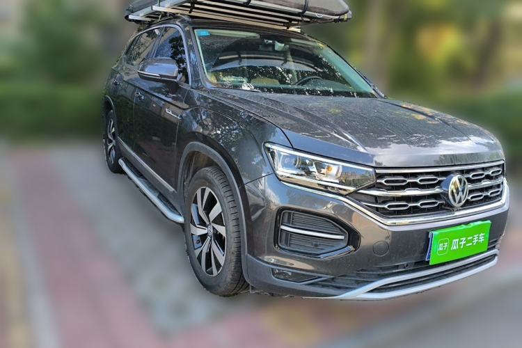 Used Volkswagen Tayron 2020 280TSI Two-Wheel Drive Luxury Connect Edition Front Right 45 Deg