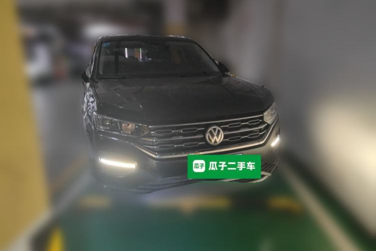 Used Volkswagen Tayron 2020 330TSI Two-Wheel Drive Luxury Smart Connectivity Version Front Right 45 Deg