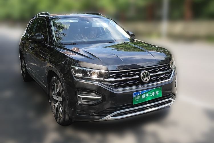 Used Volkswagen Tayron 2020 280TSI Two-Wheel Drive Luxury Connect Edition Front Right 45 Deg