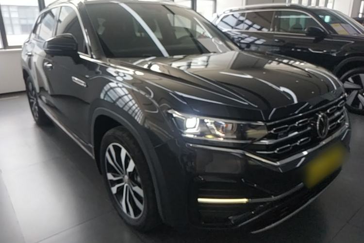 Used Volkswagen Tayron 2020 380TSI All-Wheel Drive R-Line Connected Version Front Right 45 Deg