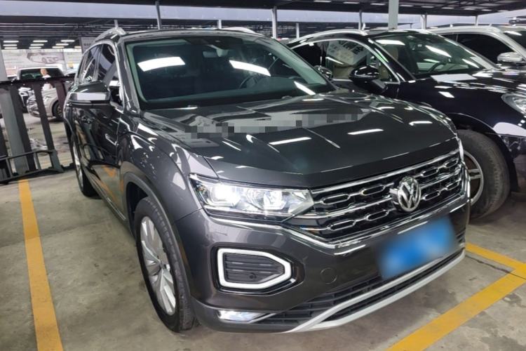 Used Volkswagen Tayron 2020 330TSI Two-Wheel Drive Luxury Connected Pro Edition Front Right 45 Deg