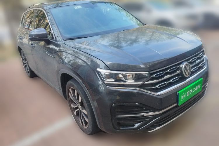 Used Volkswagen Tayron 2020 380TSI All-Wheel Drive R-Line Connected Version Front Right 45 Deg