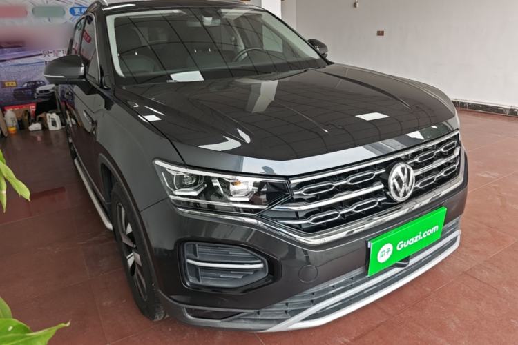 Used Volkswagen Tayron 2020 280TSI Two-Wheel Drive Luxury Connect Edition Front Right 45 Deg