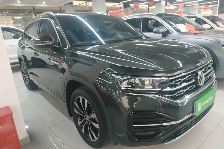 Used Volkswagen Tayron 2020 380TSI All-Wheel Drive R-Line Connected Version Front Right 45 Deg
