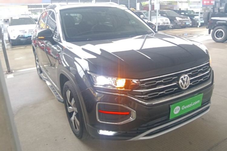 Used Volkswagen Tayron 2020 330TSI Two-Wheel Drive Luxury Smart Connectivity Version Front Right 45 Deg