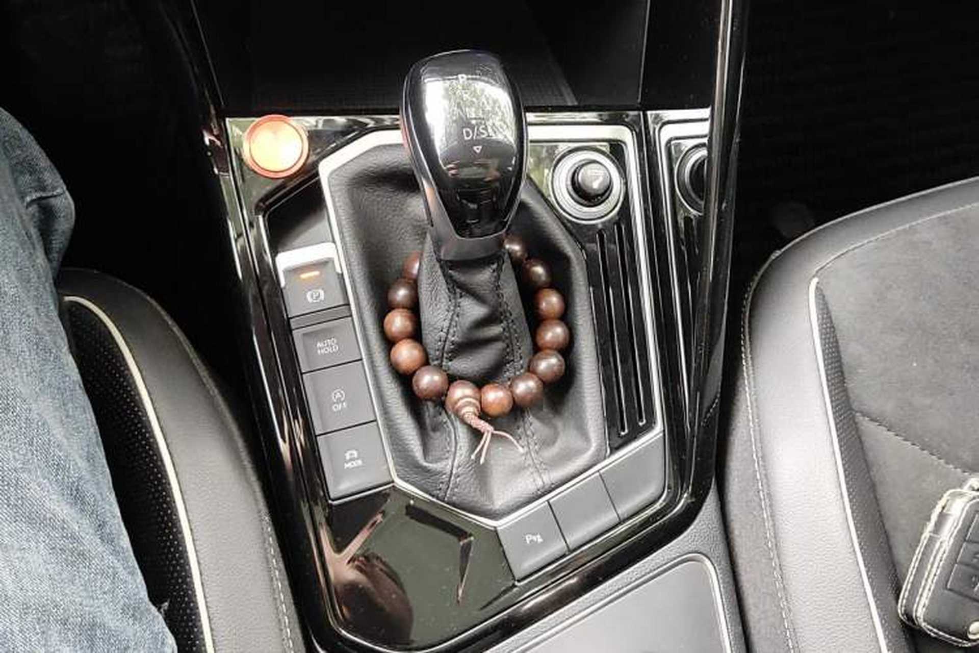 Used Volkswagen Tayron 2020 330TSI Two-Wheel Drive Luxury Connected Pro Edition Gear Lever